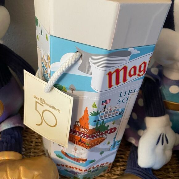 Mickey and Minnie Scentsy Purple Gold Plush Magic Kingdom Hallmark 1000 Puzzle - Picture 9 of 12